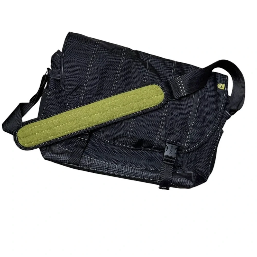 Booq Boa Nerve Laptop Messenger Bag Commute Bike Water Repellent Black/Green